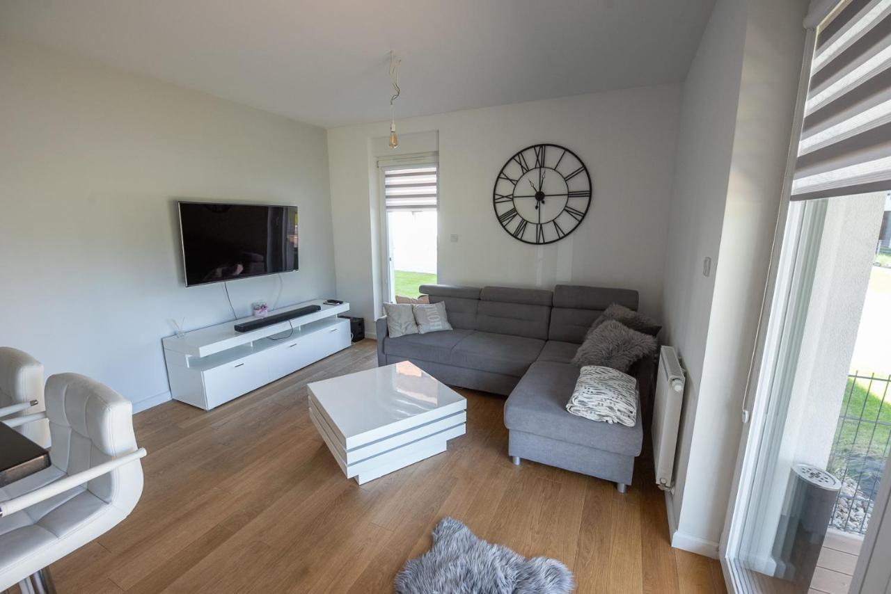 Apartament Nad Jeziorem W Ilawie- Mozliwosc Wynajecia Motorowki !! Iława Exterior foto